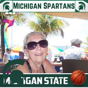 Meet your Posher, Roxanne